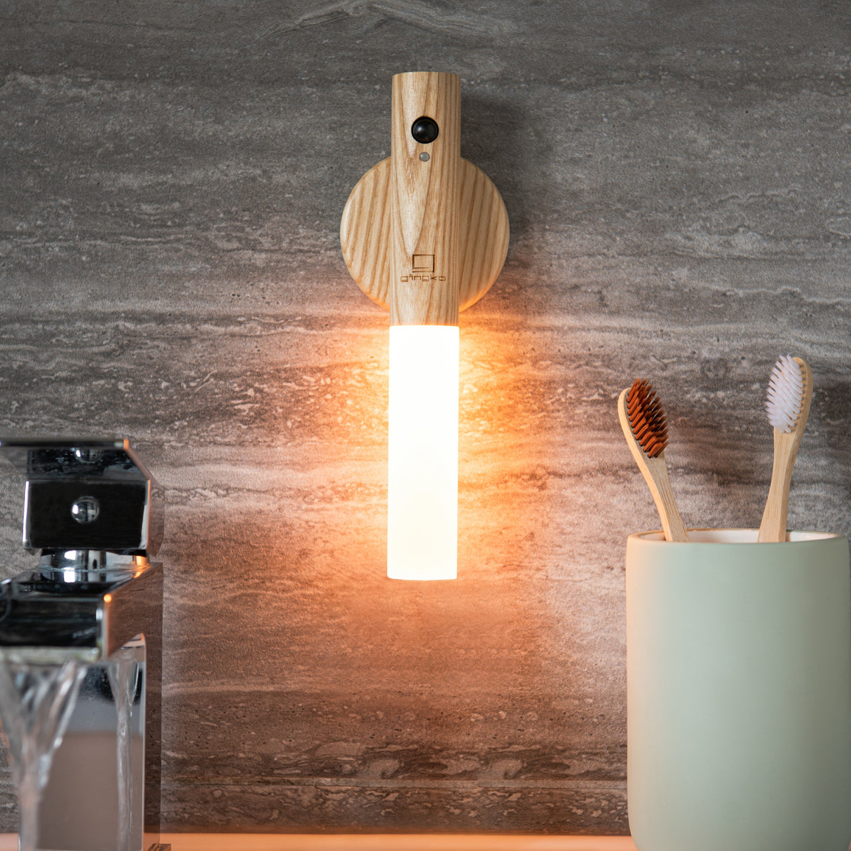 Lumière bâton à détecteur de mouvements